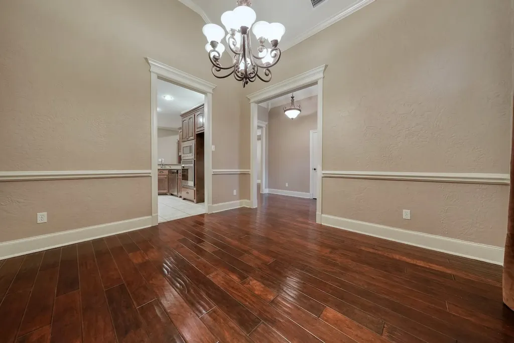 205 Heritage Court Lindale TX 75771