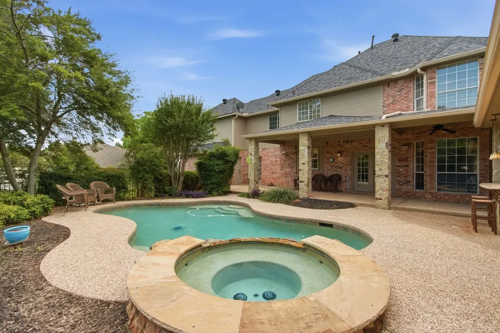 303 Highland Court Double Oak TX 75077