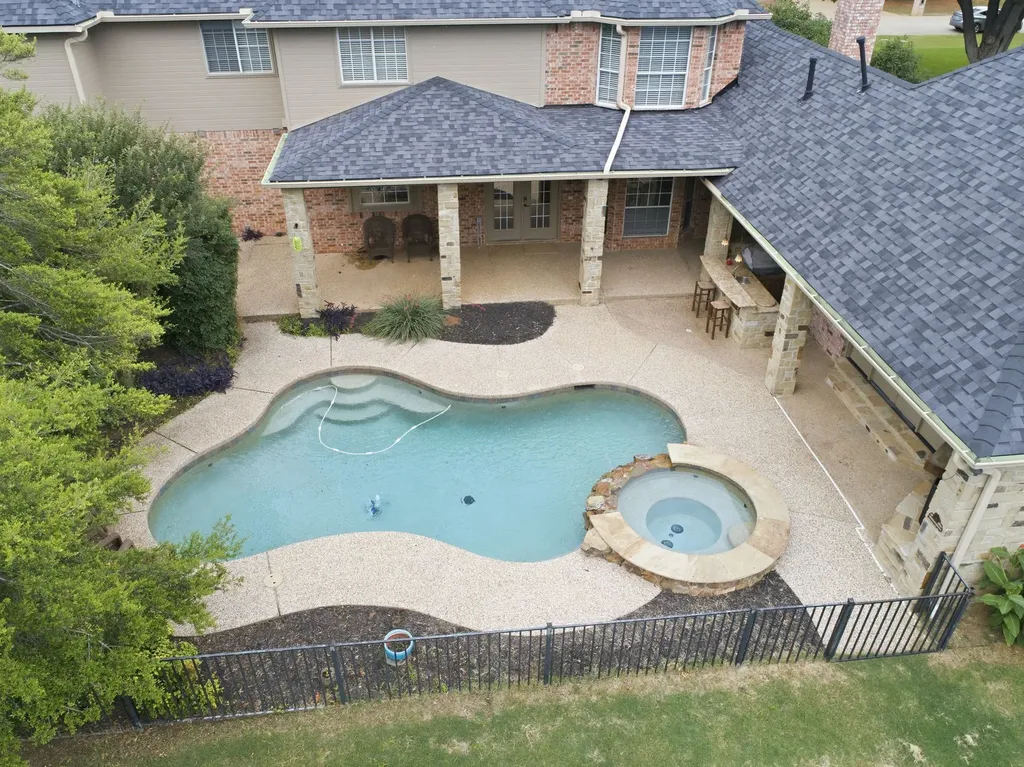 303 Highland Court Double Oak TX 75077