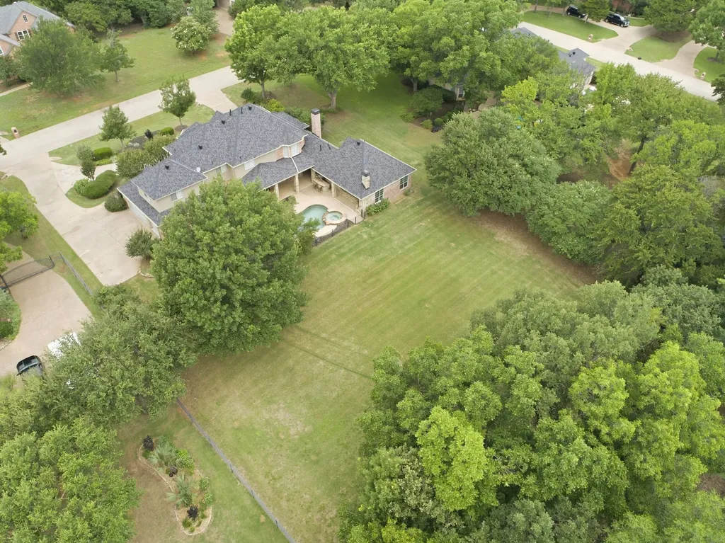 303 Highland Court Double Oak TX 75077
