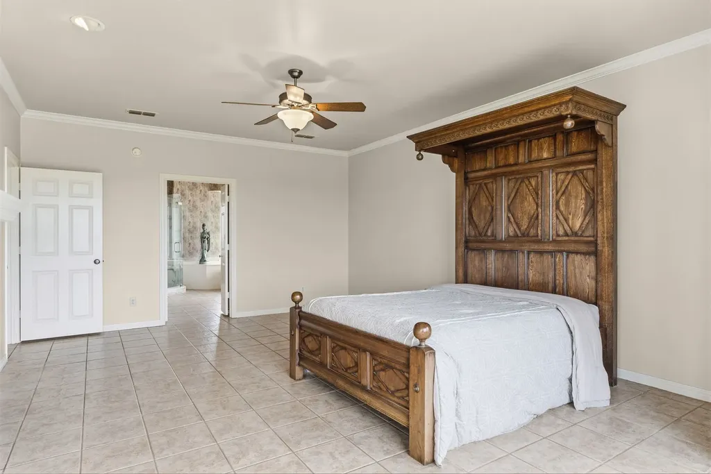 219 W Twin Creeks Trail Troup TX 75789