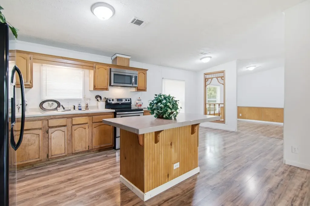 301 Elm Lane Aurora TX 76078