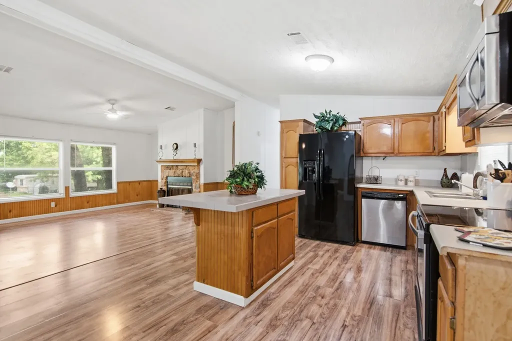 301 Elm Lane Aurora TX 76078
