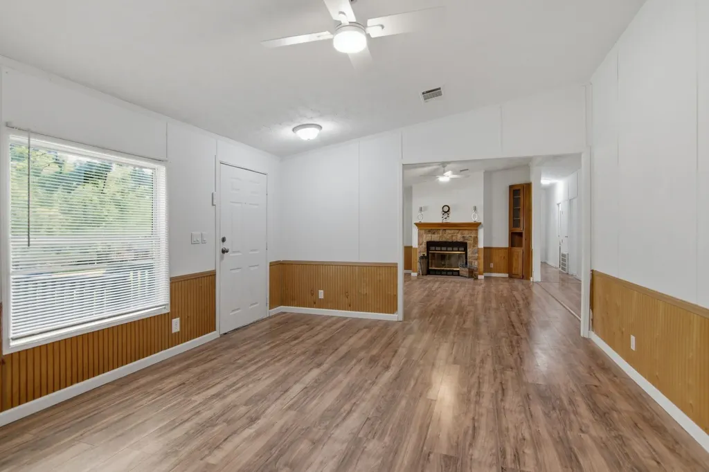 301 Elm Lane Aurora TX 76078