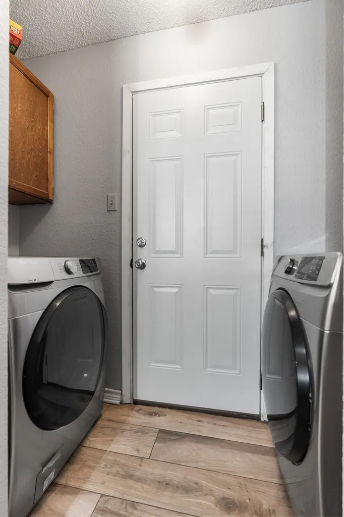 421 / 423 Bond Street Hillsboro TX 76645