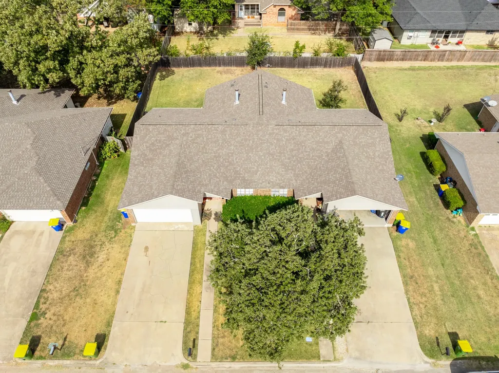 421 / 423 Bond Street Hillsboro TX 76645
