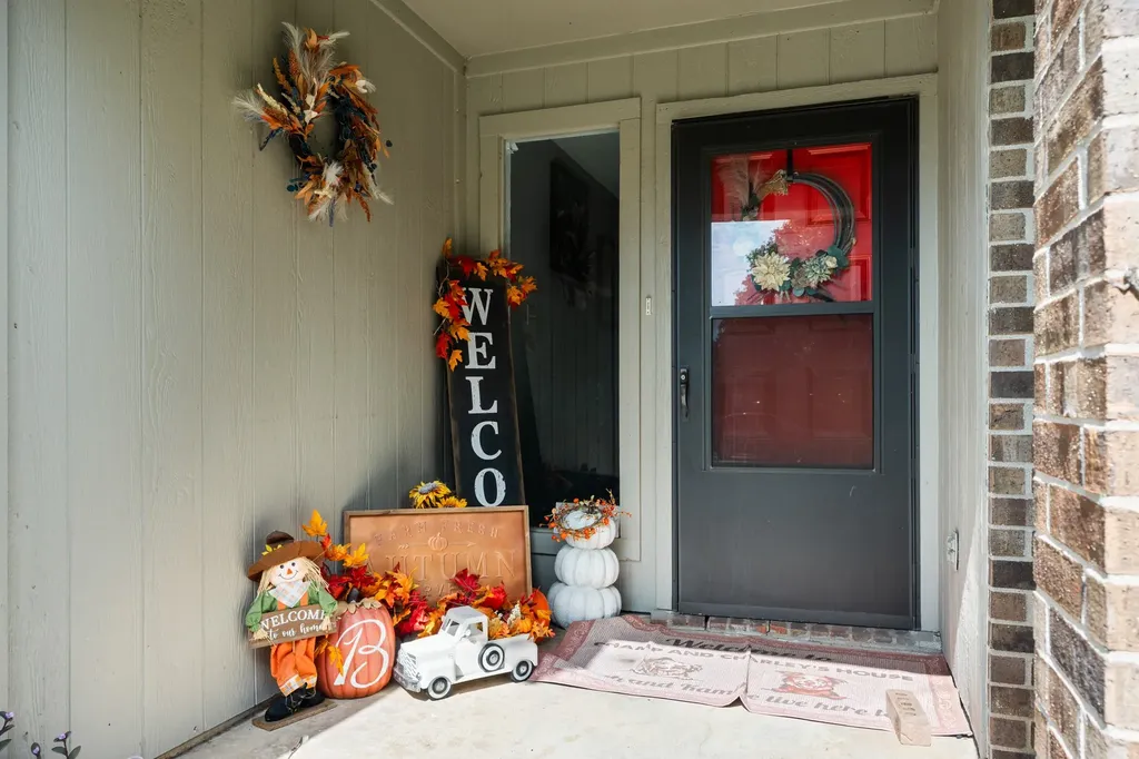 421 / 423 Bond Street Hillsboro TX 76645
