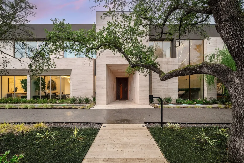 Dallas TX, 10920 Strait Lane