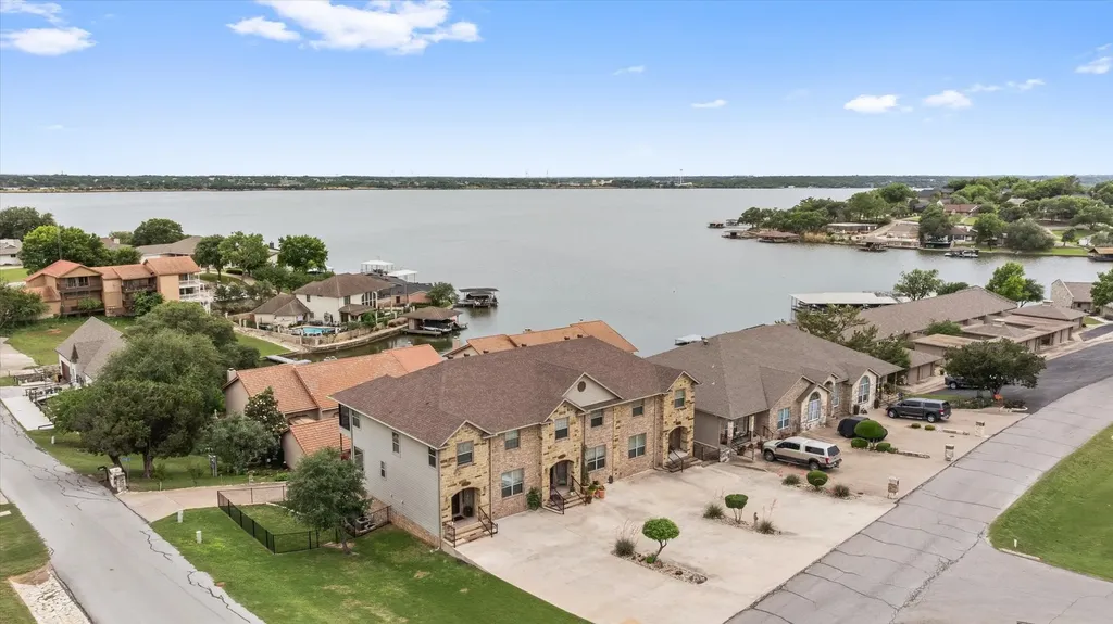 5250 Country Club Drive Granbury TX 76049
