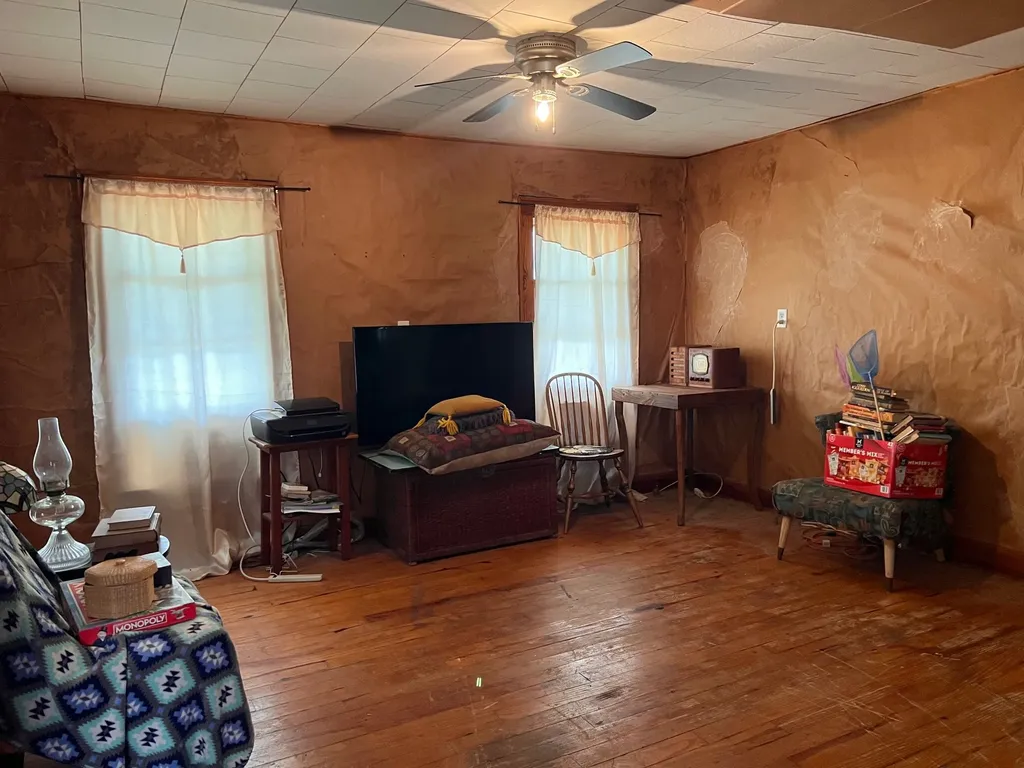 101 E Commerce Street Gustine TX 76455