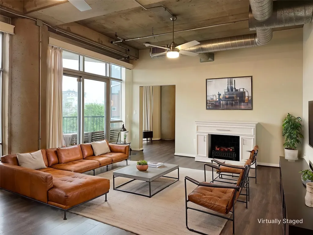 1001 Belleview Street Dallas TX 75215