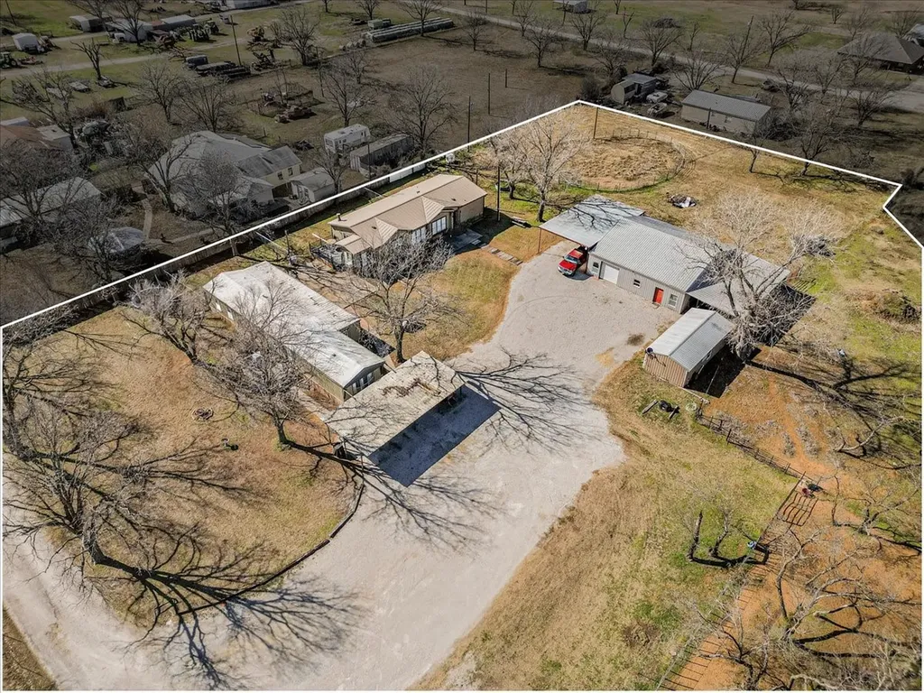 330 Chapman Drive Mineral Wells TX 76067