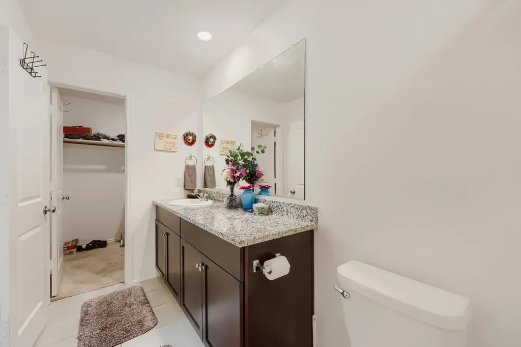 2305 Mobile Drive Ennis TX 75119