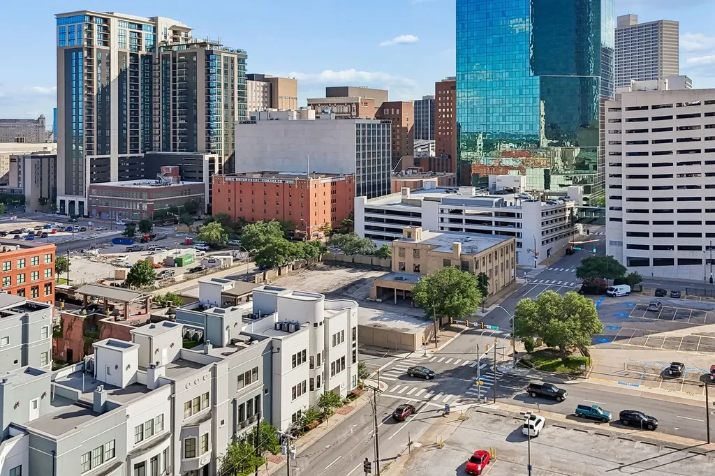 408 E 6th Street Fort Worth TX 76102
