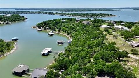 2007 Deepwater Road Brownwood TX 76801