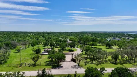 2007 Deepwater Road Brownwood TX 76801