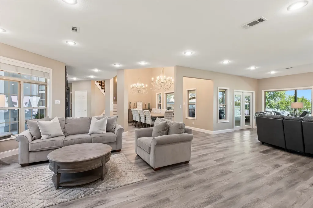 1301 Oak Hill Drive Kemp TX 75143