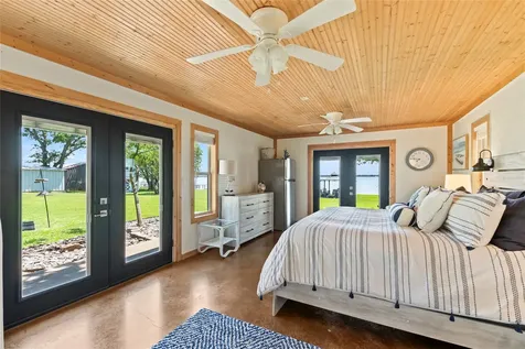 1301 Oak Hill Drive Kemp TX 75143