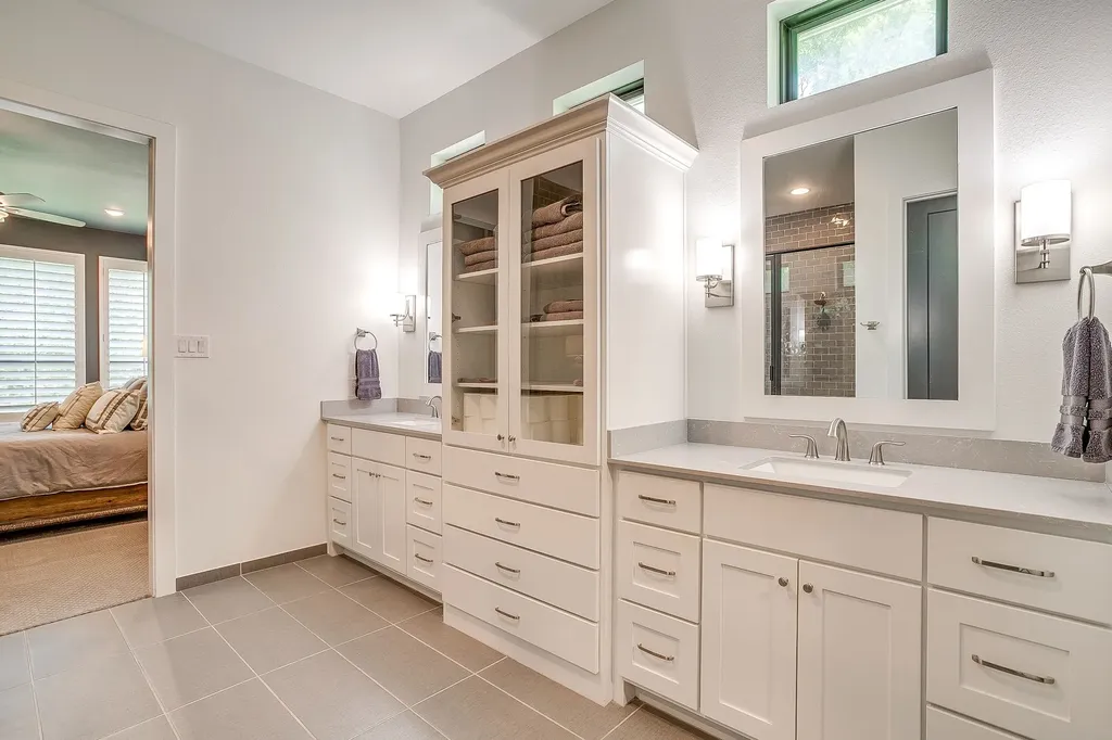 560 Prairie Timber Road Burleson TX 76028