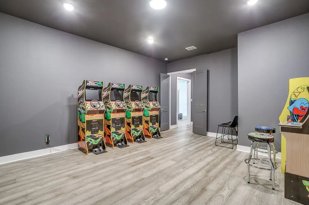 560 Prairie Timber Road Burleson TX 76028