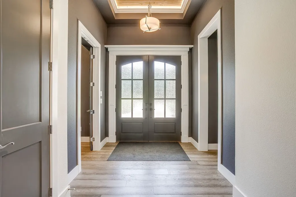 560 Prairie Timber Road Burleson TX 76028