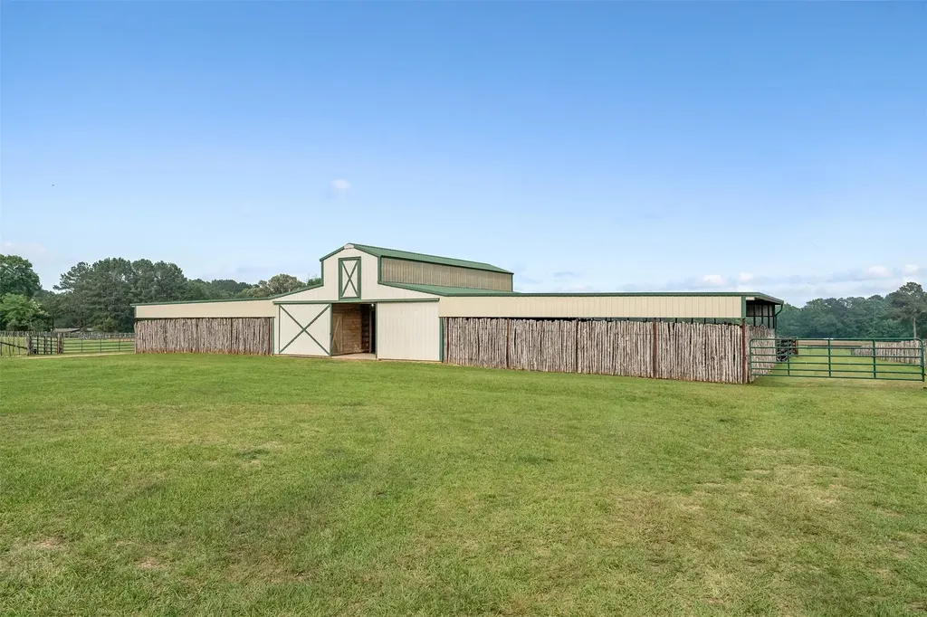 23241 County Road 2159 Troup TX 75789