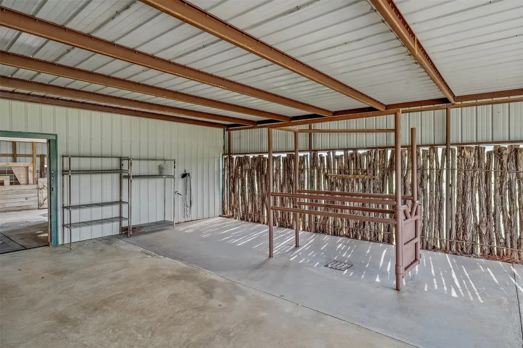 23241 County Road 2159 Troup TX 75789