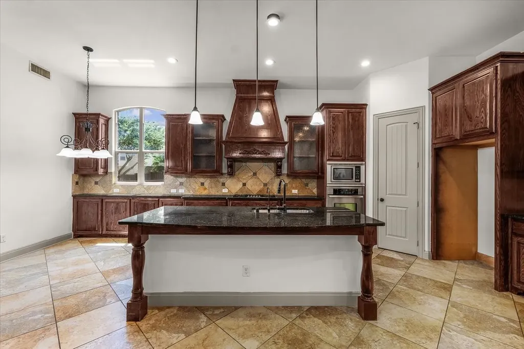 116 San Bernard Drive Irving TX 75039