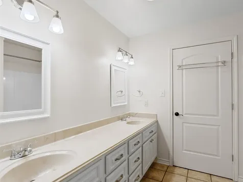 2976 Cr 217 E Henderson TX 75652