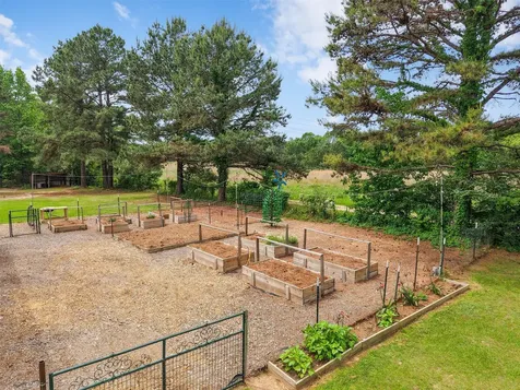 2976 Cr 217 E Henderson TX 75652