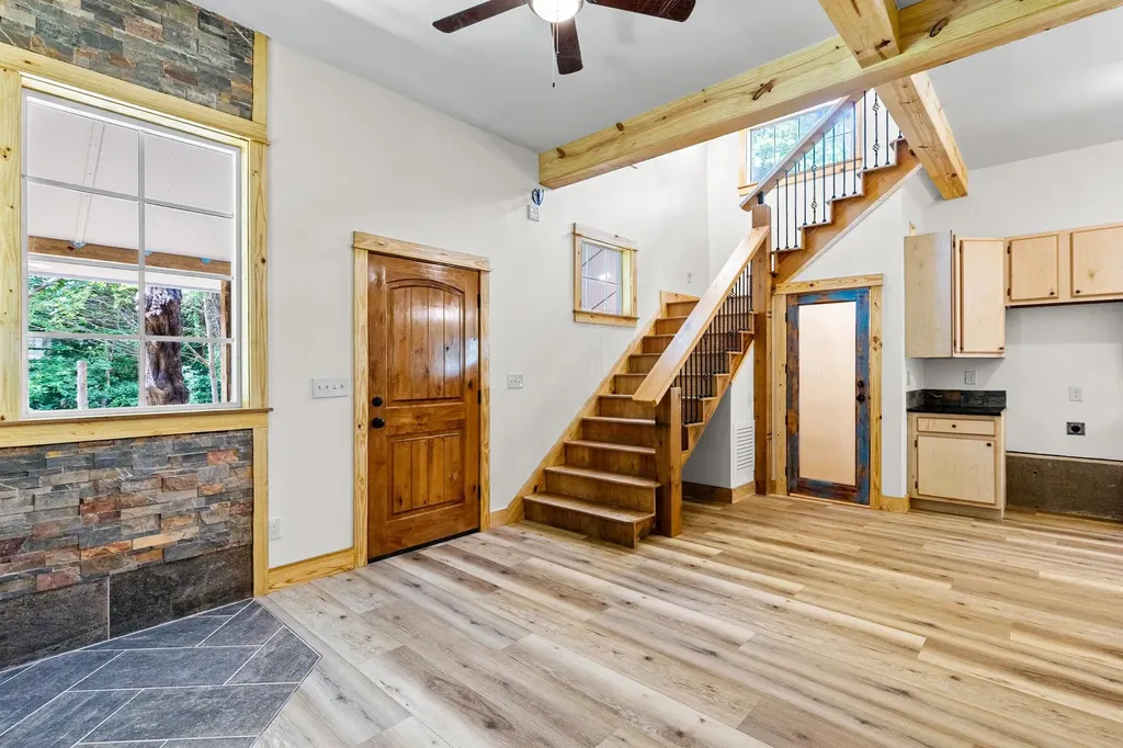 291 Rs County Road 1624 Lone Oak TX 75453