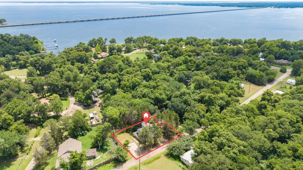 291 Rs County Road 1624 Lone Oak TX 75453