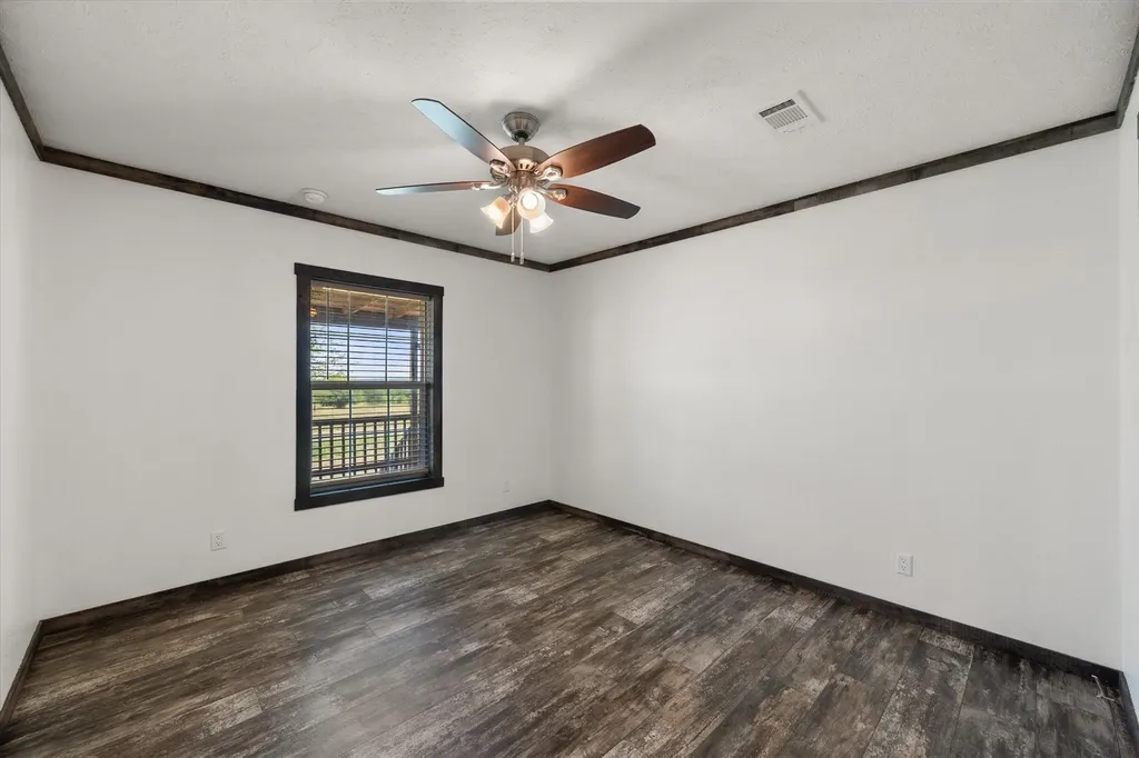 604 Lcr 208 Coolidge TX 76635