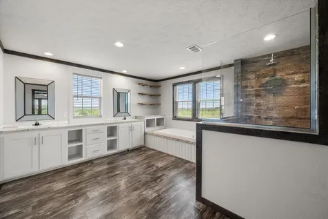 604 Lcr 208 Coolidge TX 76635