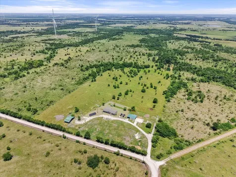 604 Lcr 208 Coolidge TX 76635