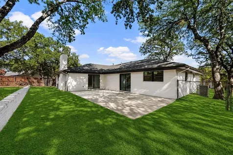 1200 Tanglewood Trail Euless TX 76040
