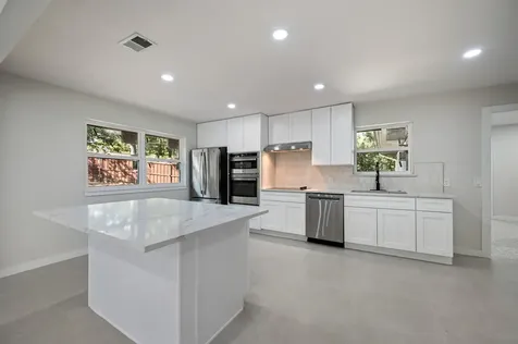 1200 Tanglewood Trail Euless TX 76040