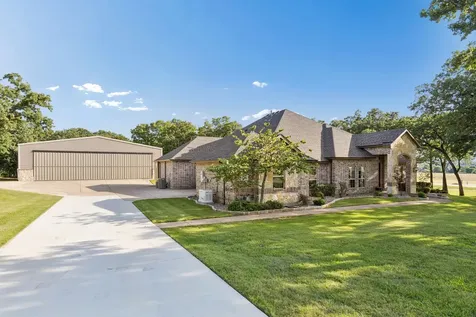 120 Hidden Valley Airpark Shady Shores TX 76208