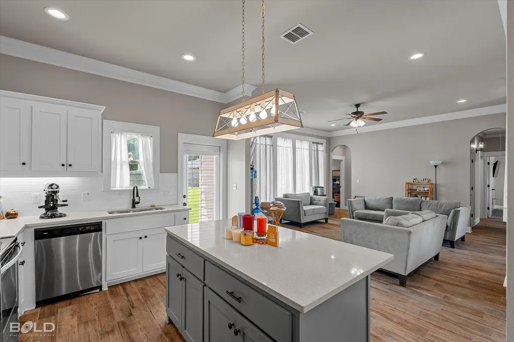 6896 Bethany Reed Circle Blanchard LA 71107
