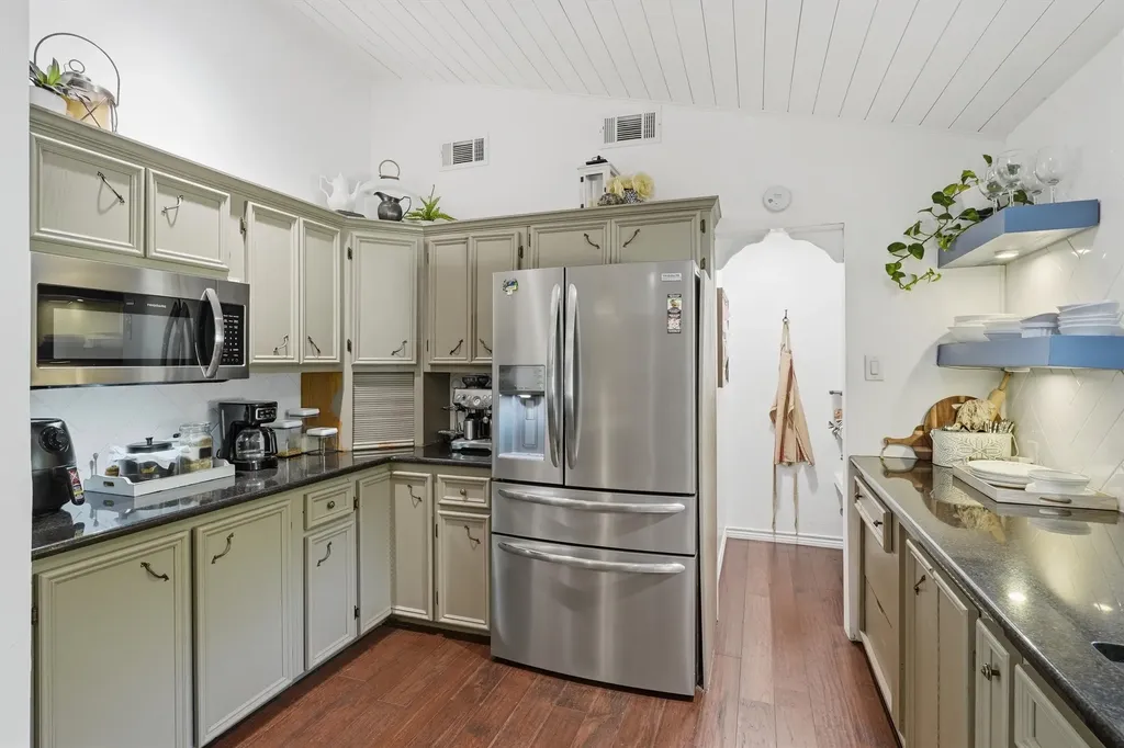 3218 Sunrise Court Granbury TX 76048