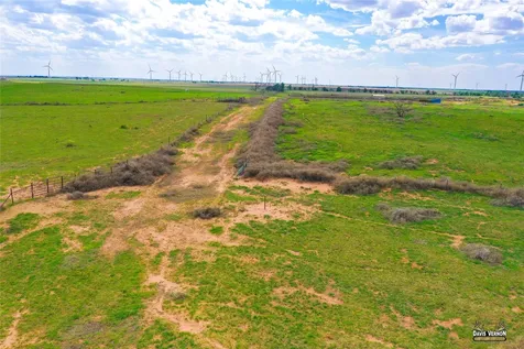 10405 County Road 106 W Vernon TX 76384