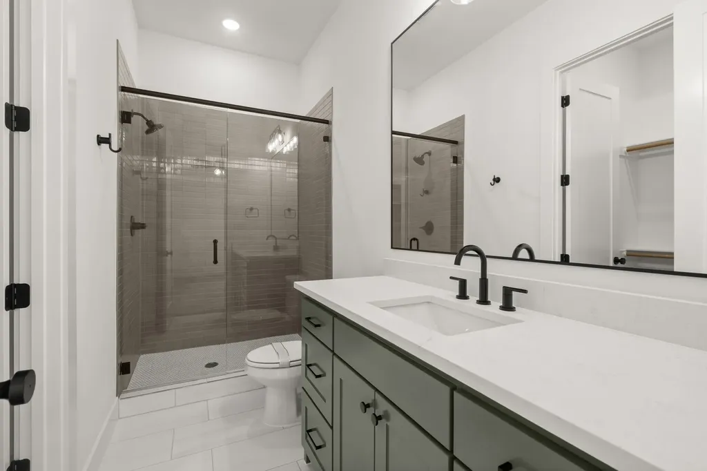1770 Coopers Hawk Drive Arlington TX 76005