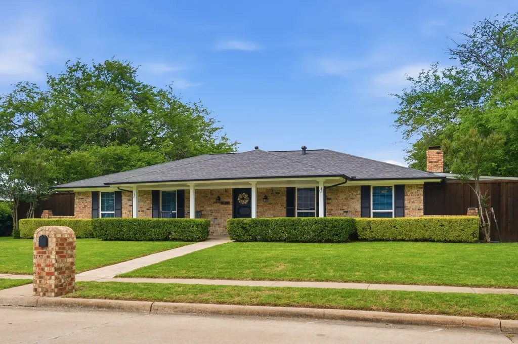 1911 Wisteria Way Mckinney TX 75071