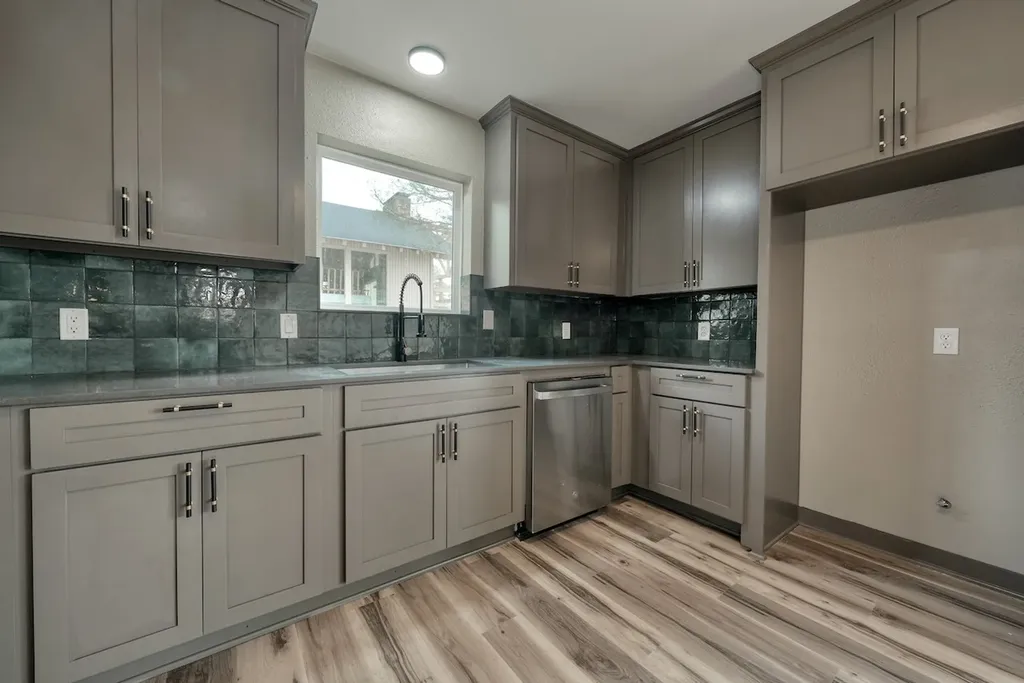 1221 Chateau Lane Hideaway TX 75771
