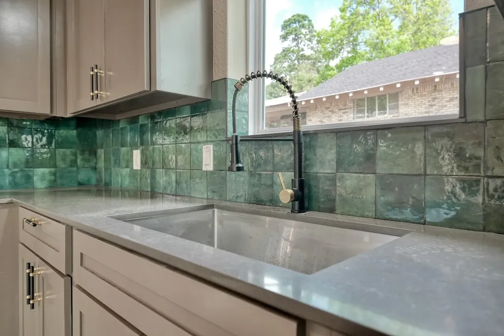 1221 Chateau Lane Hideaway TX 75771