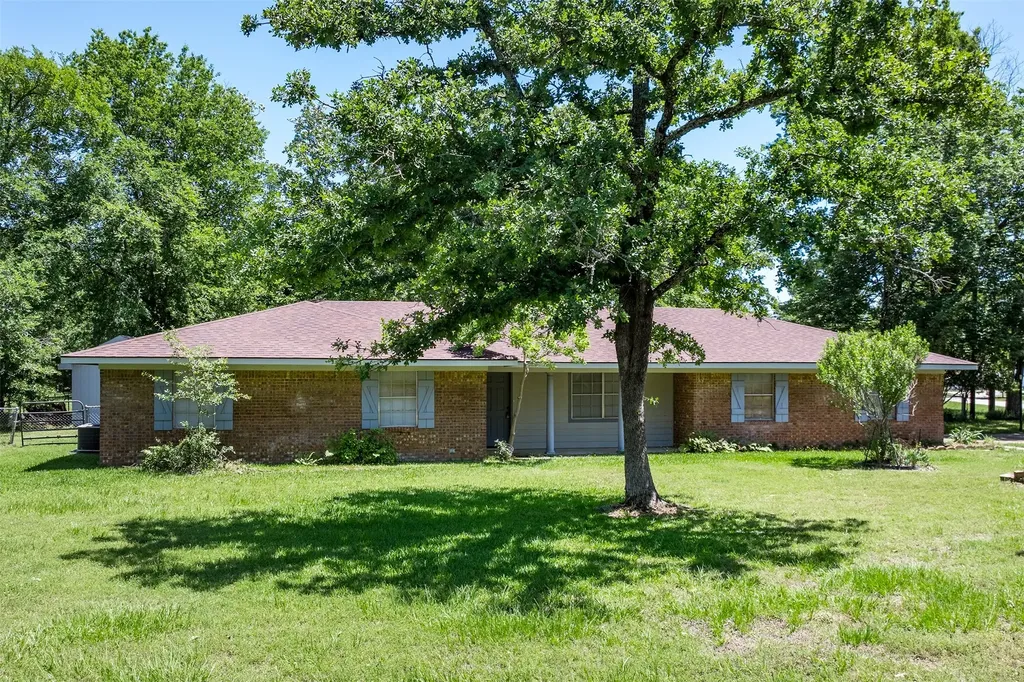 1 Oakridge Circle Star Harbor TX 75148