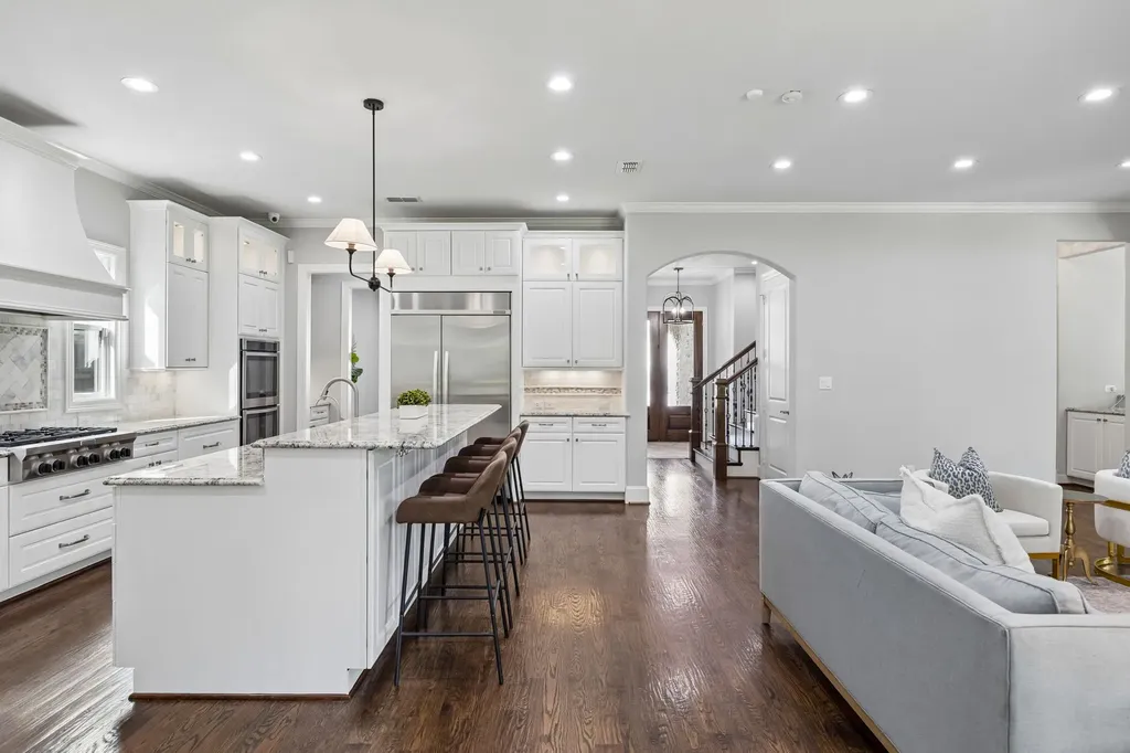 9668 Rockpoint Court Dallas TX 75238