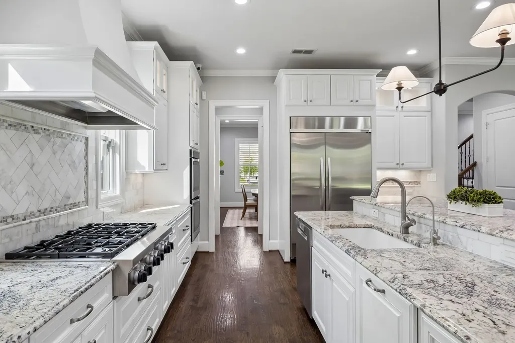 9668 Rockpoint Court Dallas TX 75238