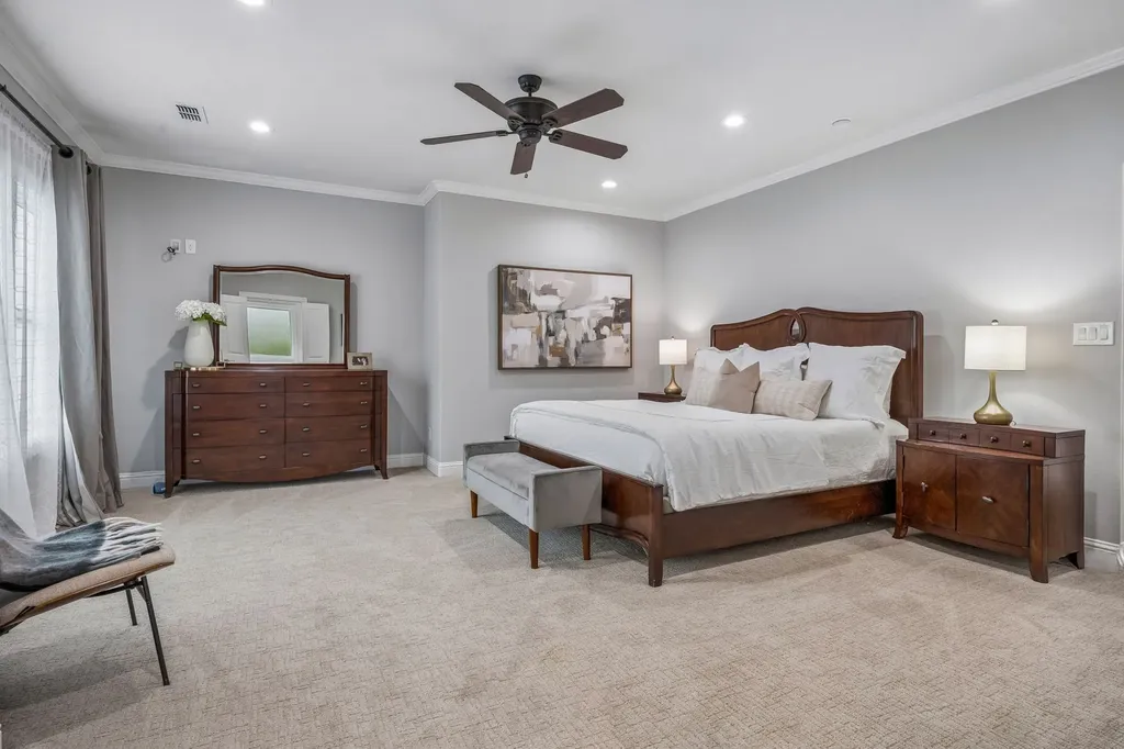9668 Rockpoint Court Dallas TX 75238