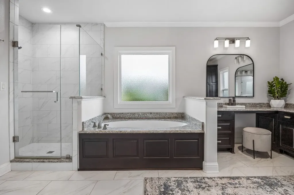 9668 Rockpoint Court Dallas TX 75238